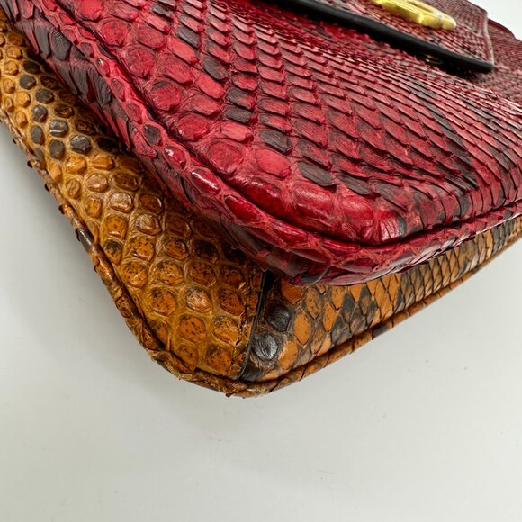 Gucci Python Thiara Medium Double-Sided Shoulder Bag - Picture 11 of 13